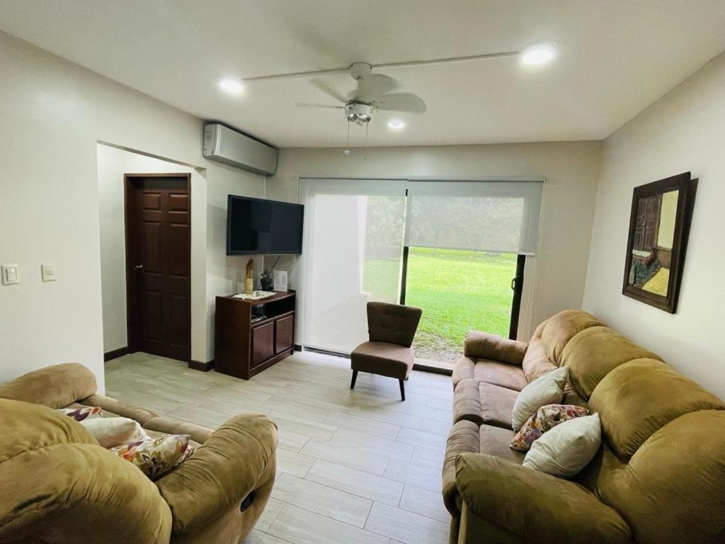 Apartamento Ganesha Liberia Apartment Santa Ana  Ngoại thất bức ảnh